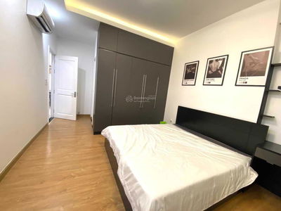 Moonlight Boulevard, Vietnam Moonlight Boulevard, Vietnam