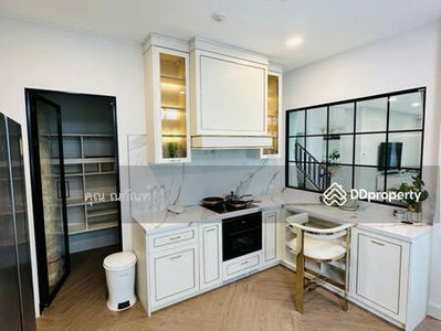 Nantawan Rama 9, Krungthep Kreetha New Road, Bangkok, Thailand Nantawan Rama 9, Krungthep Kreetha New Road, Bangkok, Thailand