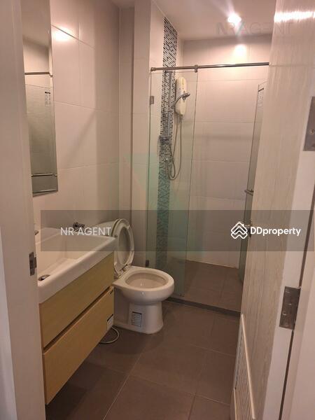 Metro Sky Prachachuen, Bangkok, Thailand Metro Sky Prachachuen, Bangkok, Thailand