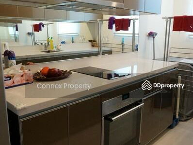 Menam Residences, Bangkok, Thailand Menam Residences, Bangkok, Thailand