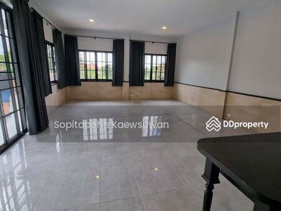 10260, Bangkok, Thailand 10260, Bangkok, Thailand