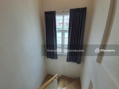 The Master @BTS Udomsuk, Bangkok, Thailand The Master @BTS Udomsuk, Bangkok, Thailand