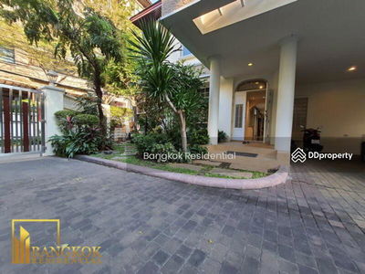 House in Compound, Bangkok, Thailand House in Compound, Bangkok, Thailand