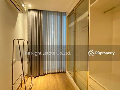 Park Origin Phrom Phong, Bangkok, Thailand Park Origin Phrom Phong, Bangkok, Thailand