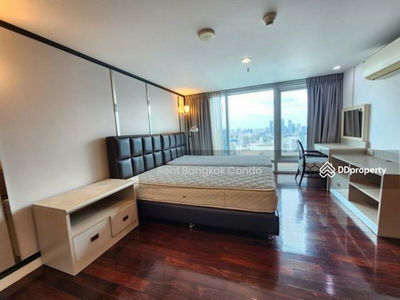 Circle Condominium, Bangkok, Thailand Circle Condominium, Bangkok, Thailand