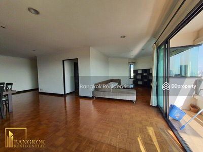 Sathorn Gardens, Bangkok, Thailand Sathorn Gardens, Bangkok, Thailand