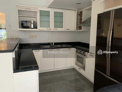 10110, Bangkok, Thailand 10110, Bangkok, Thailand