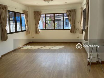 A4MG0102, Chiang Mai, Thailand A4MG0102, Chiang Mai, Thailand