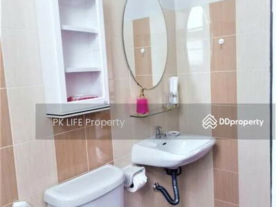 Gehäuse In Kathu, Thailand Gehäuse In Kathu, Thailand