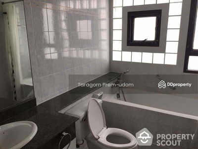 Charoenjai Place, Bangkok, Thailand Charoenjai Place, Bangkok, Thailand