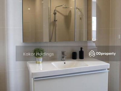 Park Origin Phrom Phong, Bangkok, Thailand Park Origin Phrom Phong, Bangkok, Thailand