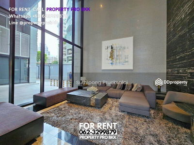 Park Origin Phrom Phong, Bangkok, Thailand Park Origin Phrom Phong, Bangkok, Thailand