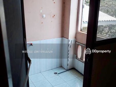 Pornpiya Apartment Lat Phrao 62 Yellow Line BTS Chokchai Si, Bangkok, Thailand Pornpiya Apartment Lat Phrao 62 Yellow Line BTS Chokchai Si, Bangkok, Thailand