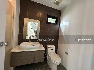 Patio Srinakarin-Rama9, Bangkok, Thailand Patio Srinakarin-Rama9, Bangkok, Thailand