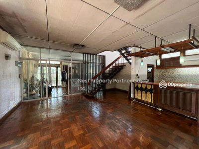 Soi Pridi 13, Sukhumvit Road 71, Bangkok, Thailand Soi Pridi 13, Sukhumvit Road 71, Bangkok, Thailand