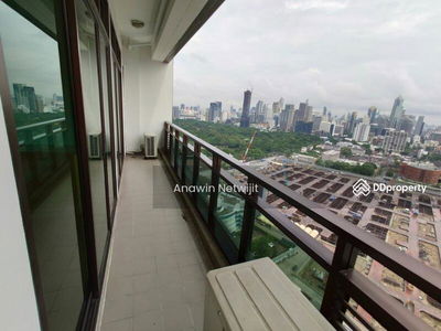 Lumpini Park View, Bangkok, Thailand Lumpini Park View, Bangkok, Thailand