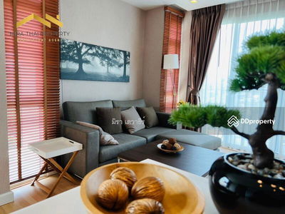 Green Lake Sriracha, Chon Buri, Thailand Green Lake Sriracha, Chon Buri, Thailand