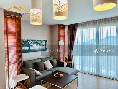 Green Lake Sriracha, Chon Buri, Thailand Green Lake Sriracha, Chon Buri, Thailand