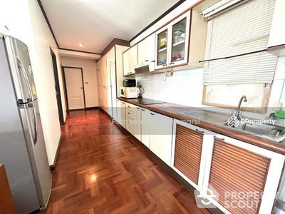 Saranjai Mansion, Bangkok, Thailand Saranjai Mansion, Bangkok, Thailand