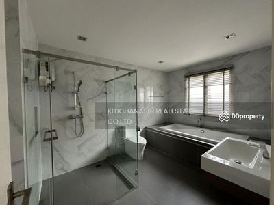 Vararom Premium Watcharapol – Chatu Chot, Bangkok, Thailand Vararom Premium Watcharapol – Chatu Chot, Bangkok, Thailand