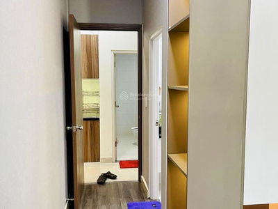 Topaz Elite, Vietnam Topaz Elite, Vietnam