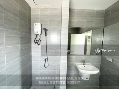 Lake Serene Rama II (Phase 4), Samut Sakhon, Thailand Lake Serene Rama II (Phase 4), Samut Sakhon, Thailand