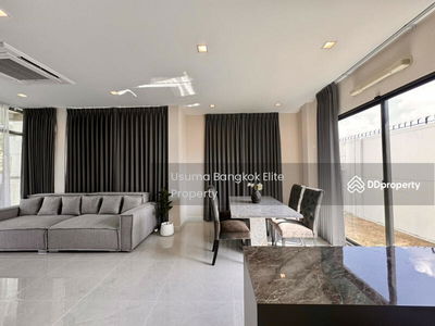 Bangkok Boulevard Bangna Km.5, Samut Prakan, Thailand Bangkok Boulevard Bangna Km.5, Samut Prakan, Thailand