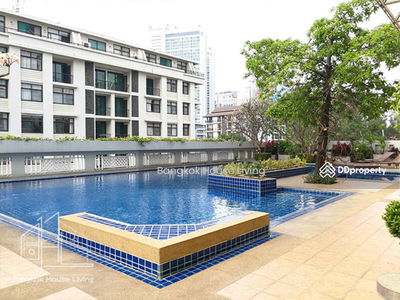 Queen's Park View, Bangkok, Thailand Queen's Park View, Bangkok, Thailand