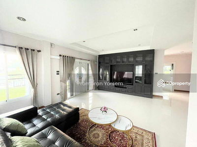 House for rent, 4 bedrooms, 4 bathrooms, very large land, 200 sq m., Chiang Mai, Thailand House for rent, 4 bedrooms, 4 bathrooms, very large land, 200 sq m., Chiang Mai, Thailand