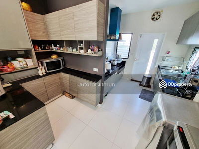 Mantana Bangna Km.7, Samut Prakan, Thailand Mantana Bangna Km.7, Samut Prakan, Thailand