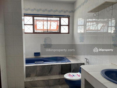 H2SR-032 For rent! Two-story house, Theppranee Village, Udon Thani: Two-story house, Theppranee Village, Udon Thani, Thailand H2SR-032 For rent! Two-story house, Theppranee Village, Udon Thani: Two-story house, Theppranee Village, Udon Thani, Thailand