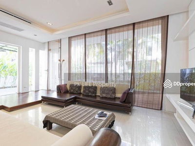 Alojamiento en Ban Ratsada, Thailand Alojamiento en Ban Ratsada, Thailand