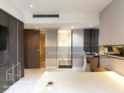 Royal Castle Sukhumvit, Bangkok, Thailand Royal Castle Sukhumvit, Bangkok, Thailand