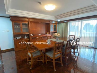 Sethiwan Mansion Sukhumvit 49, Bangkok, Thailand Sethiwan Mansion Sukhumvit 49, Bangkok, Thailand