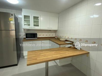 Sethiwan Mansion Sukhumvit 49, Bangkok, Thailand Sethiwan Mansion Sukhumvit 49, Bangkok, Thailand