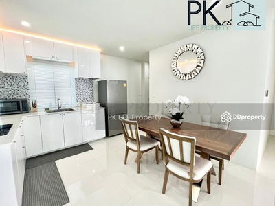 Housing in Ban Ratsada, Thailand Housing in Ban Ratsada, Thailand