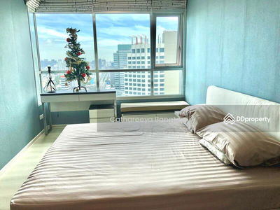 Life Ratchadapisek, Bangkok, Thailand Life Ratchadapisek, Bangkok, Thailand