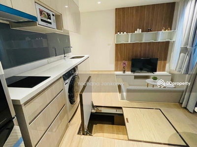 Runesu Thonglor 5, Bangkok, Thailand Runesu Thonglor 5, Bangkok, Thailand