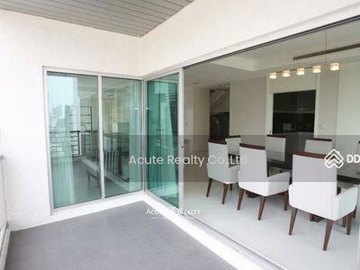 Royal Residence Park, Bangkok, Thailand Royal Residence Park, Bangkok, Thailand