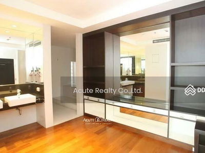 Royal Residence Park, Bangkok, Thailand Royal Residence Park, Bangkok, Thailand