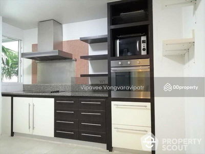 Avenue 61 Condominium, Bangkok, Thailand Avenue 61 Condominium, Bangkok, Thailand