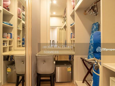 Burasiri Pattanakarn, Bangkok, Thailand Burasiri Pattanakarn, Bangkok, Thailand