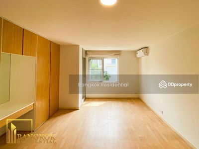 Wittayu Court, Bangkok, Thailand Wittayu Court, Bangkok, Thailand