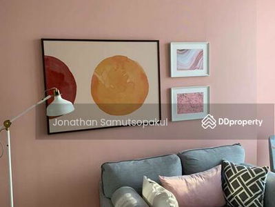 The Line Phahon-Pradipat, Bangkok, Thailand The Line Phahon-Pradipat, Bangkok, Thailand