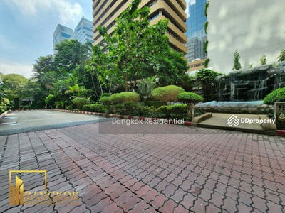 Sukhumvit Living Town, Bangkok, Thailand Sukhumvit Living Town, Bangkok, Thailand