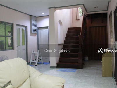 Mantana Prayasuren 26, Bangkok, Thailand Mantana Prayasuren 26, Bangkok, Thailand