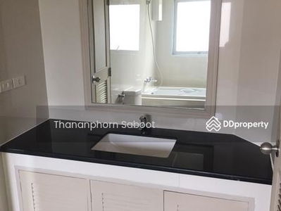 P.W.T. Mansion, Bangkok, Thailand P.W.T. Mansion, Bangkok, Thailand