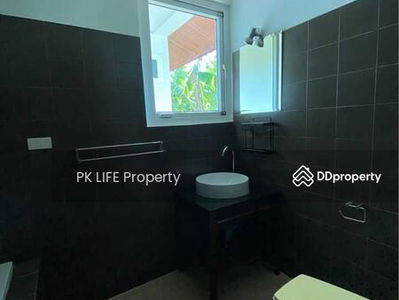 Housing in Ban Chalong, Thailand Housing in Ban Chalong, Thailand