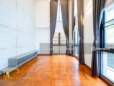 House in Compound, Bangkok, Thailand House in Compound, Bangkok, Thailand