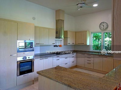 Housing in Kathu, Thailand Housing in Kathu, Thailand